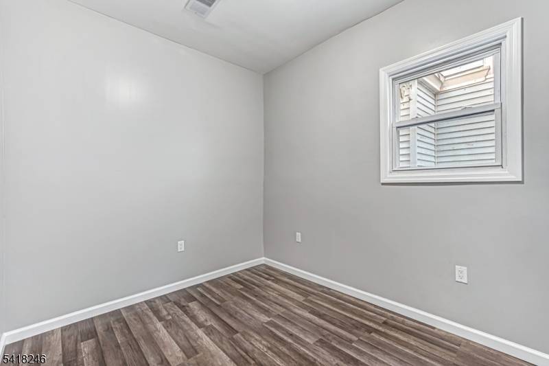 468-470 Park Ave #2, Paterson City, NJ 07504
