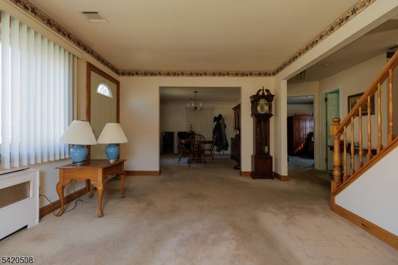 214 Maple St, Garwood Boro, NJ 07027