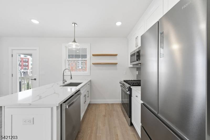 33 Clinton Pl, Morristown Town, NJ 07960