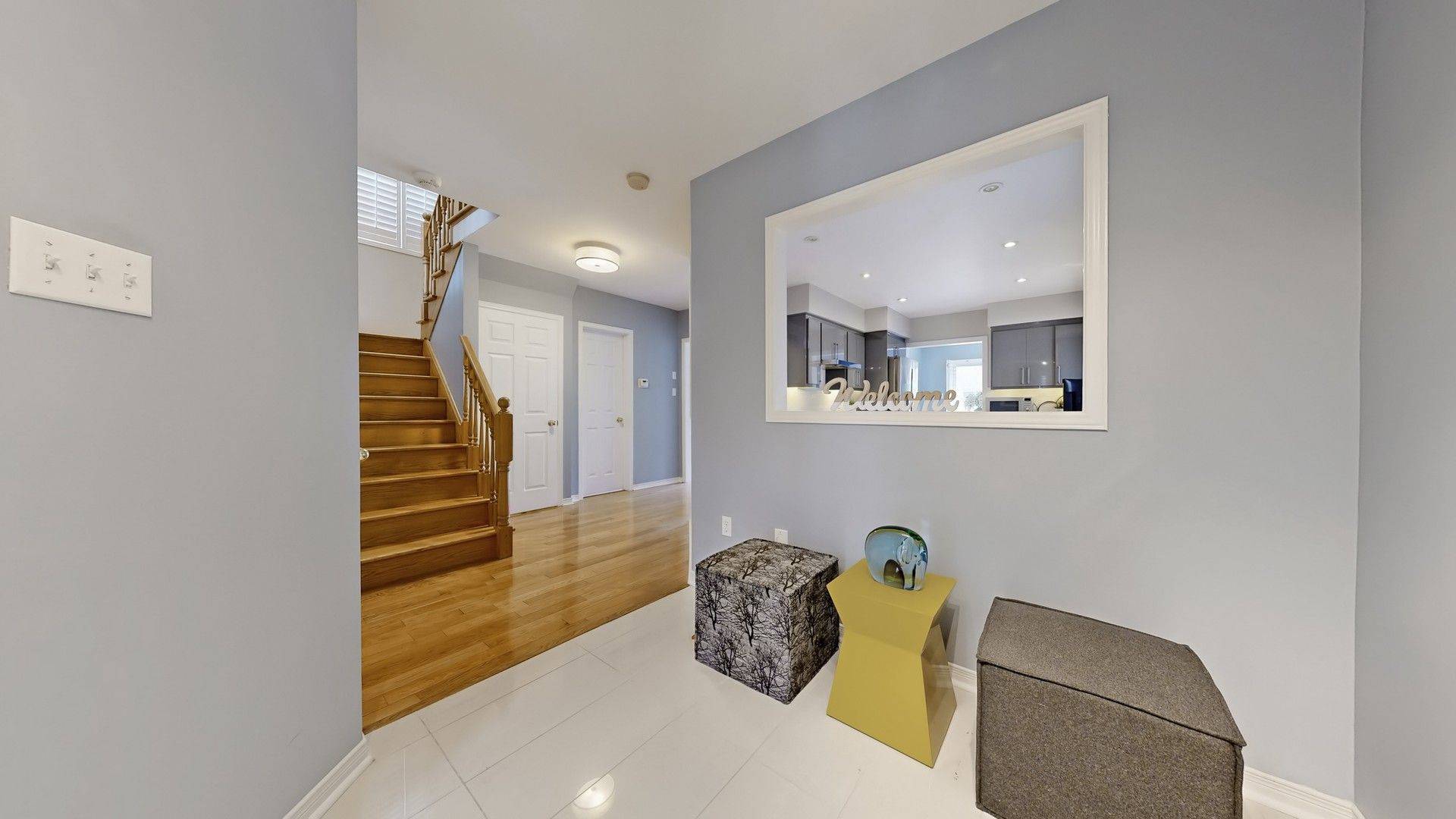 61 Quetico DR, Richmond Hill, ON L4B 4J2