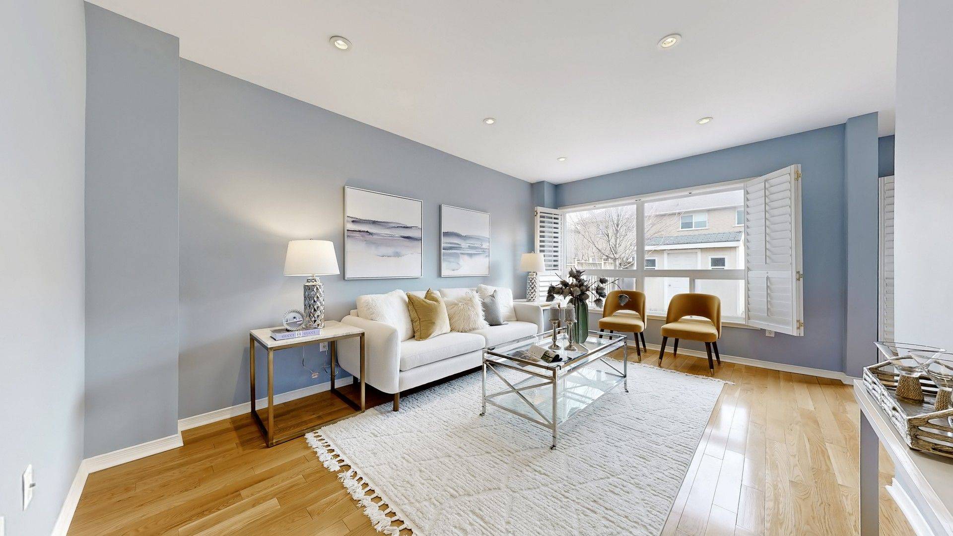 61 Quetico DR, Richmond Hill, ON L4B 4J2