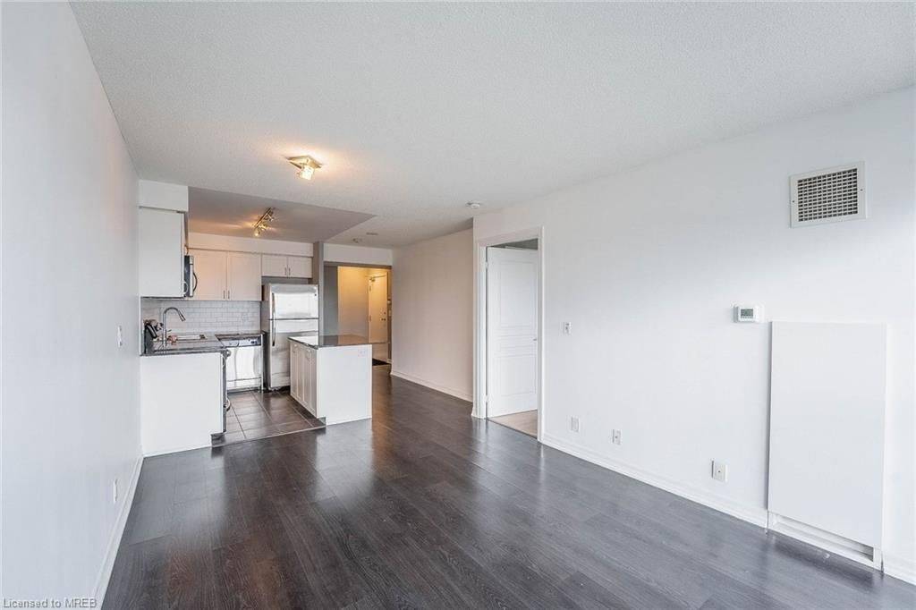 1940 IRONSTONE DR #705, Burlington, ON L7L 0E4