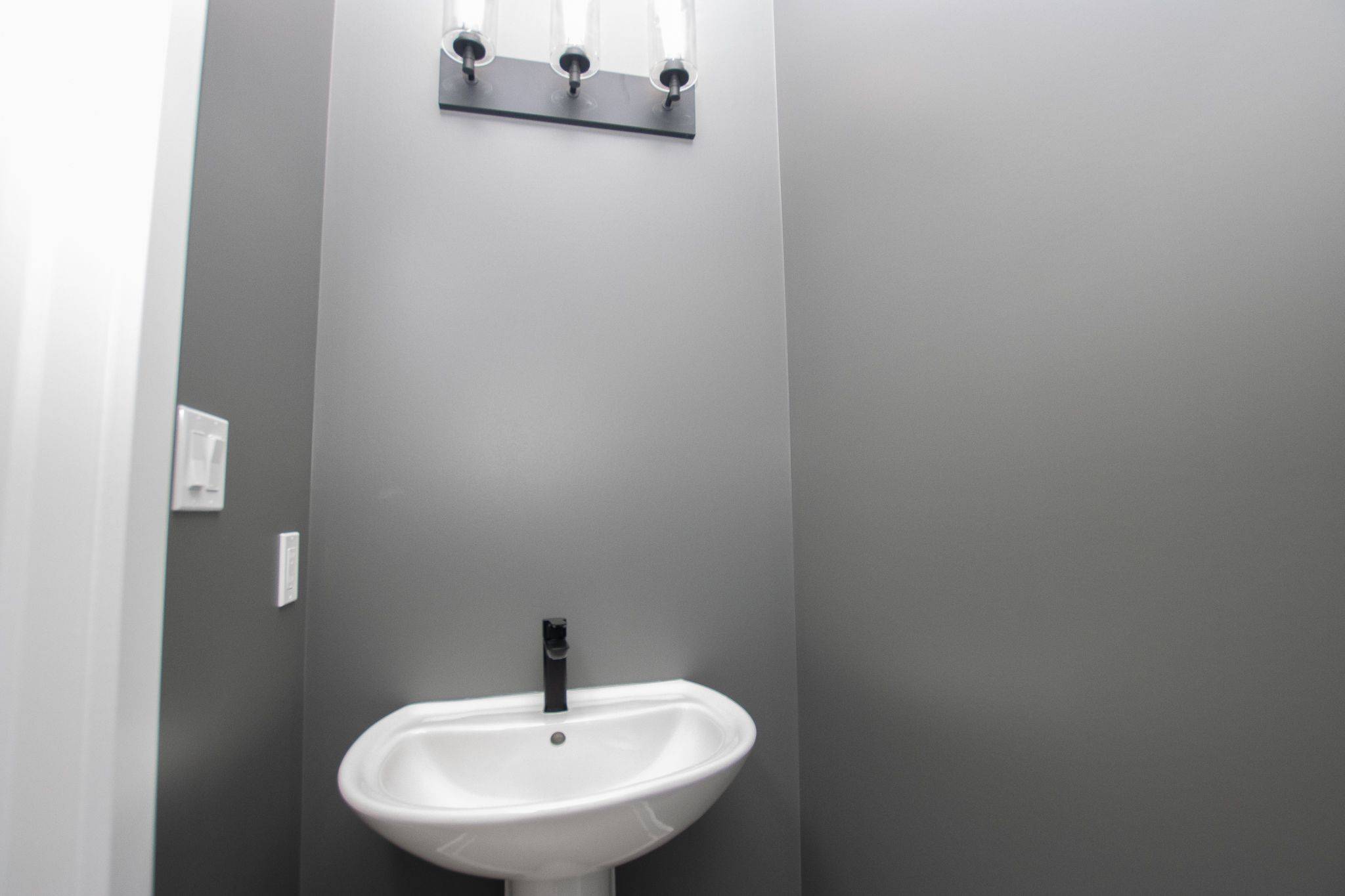 621 REGENT ST, Strathroy-caradoc, ON N0L 1W0