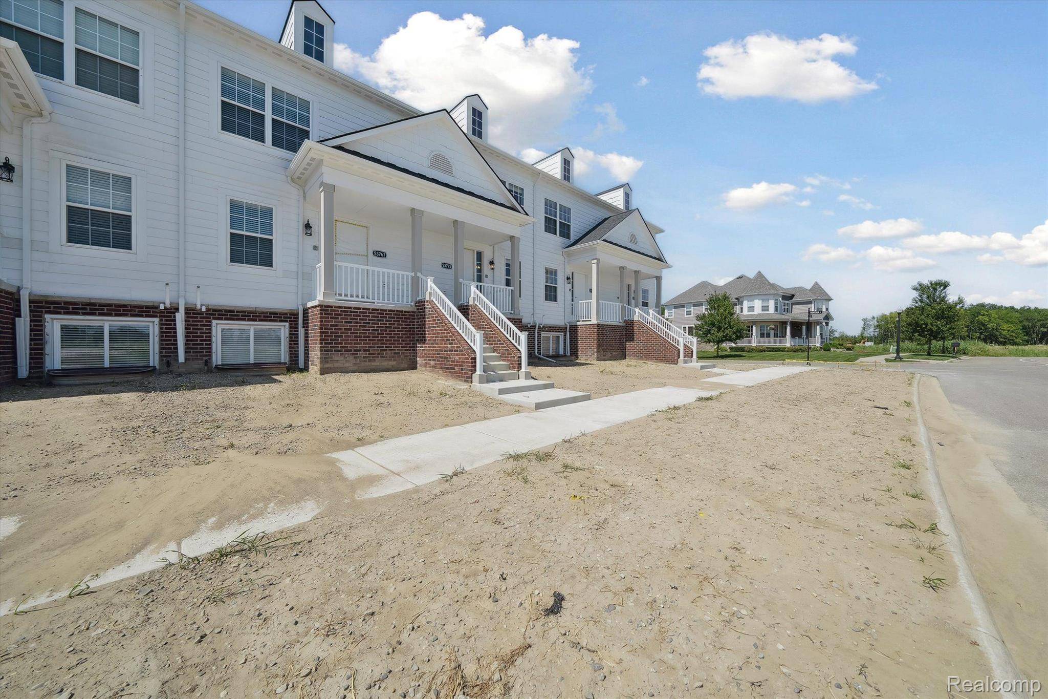 53779 Champlain ST, Macomb Township, MI 48042