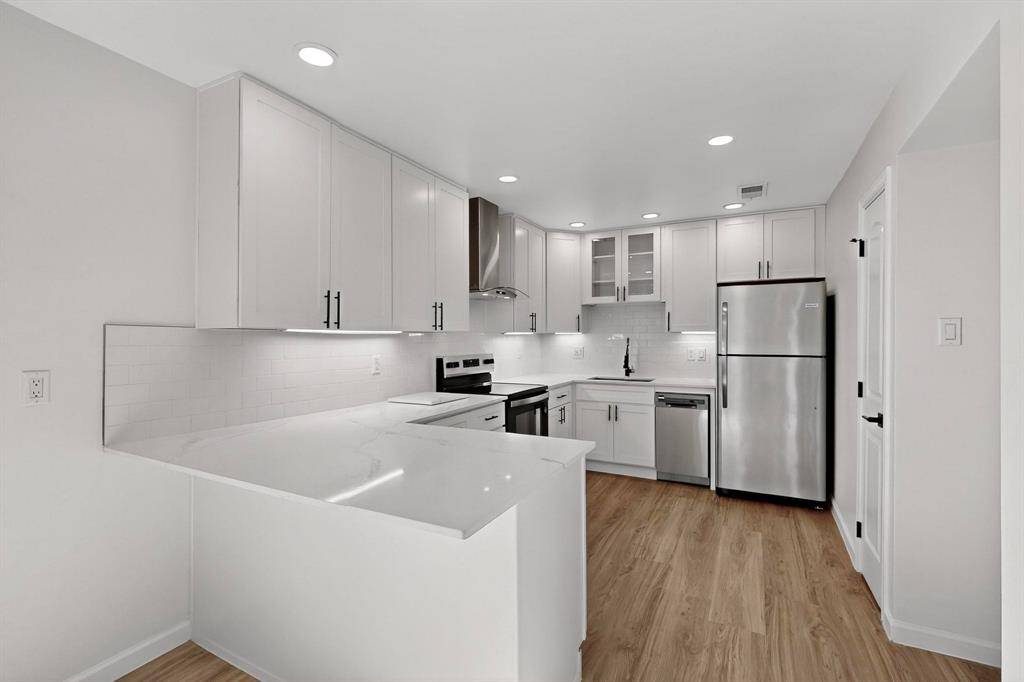 5731 Harvest Hill Road #1044, Dallas, TX 75230