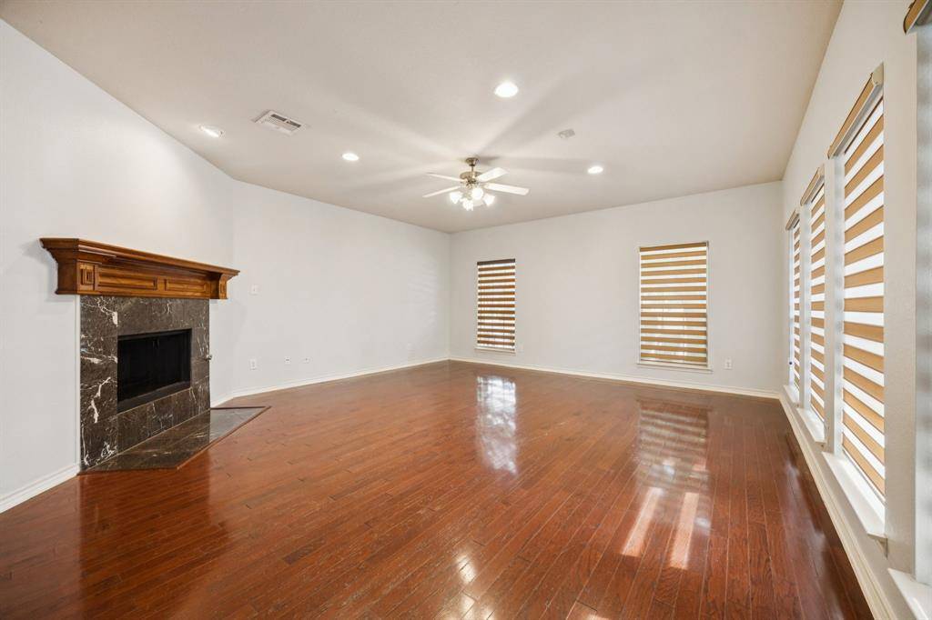 7457 Glasshouse Walk, Frisco, TX 75035