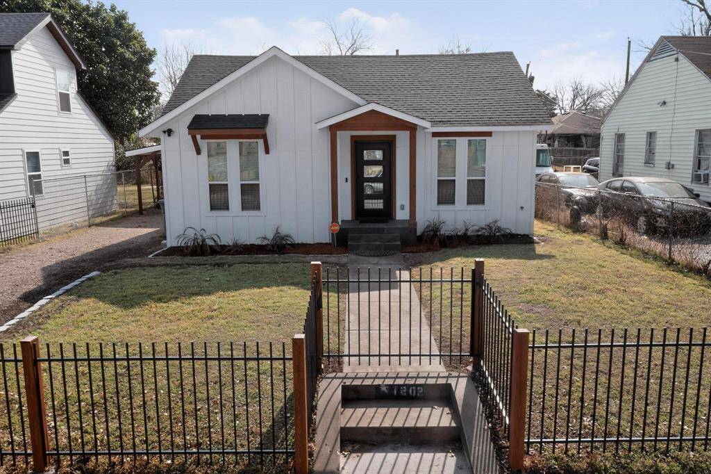 1202 Morrell Avenue, Dallas, TX 75203