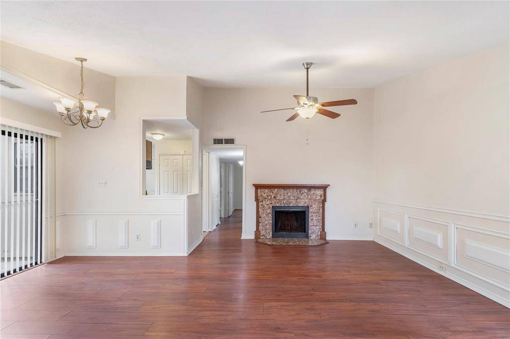 2406 Sunflower Drive, Arlington, TX 76014