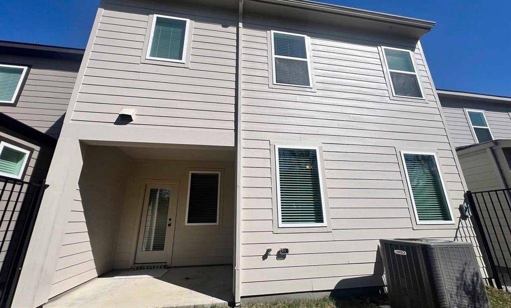 2541 Lost Maples Lane, Dallas, TX 75228