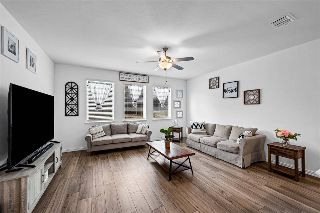 1312 Pistachio Drive, Azle, TX 76020