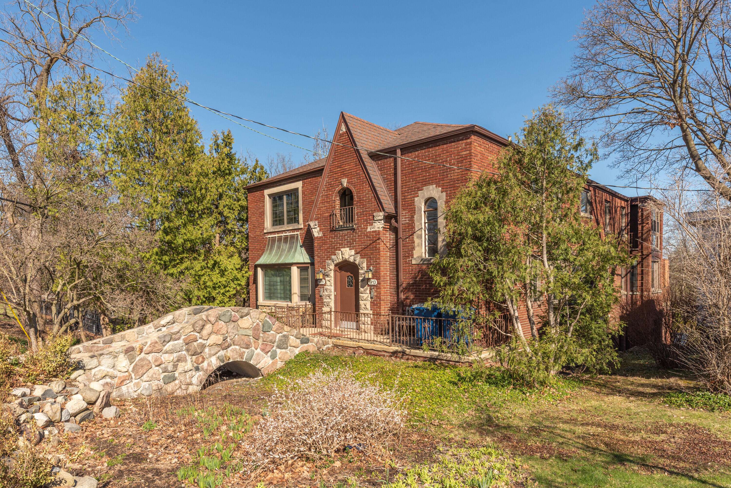 1911 Geddes AVE, Ann Arbor, MI 48104