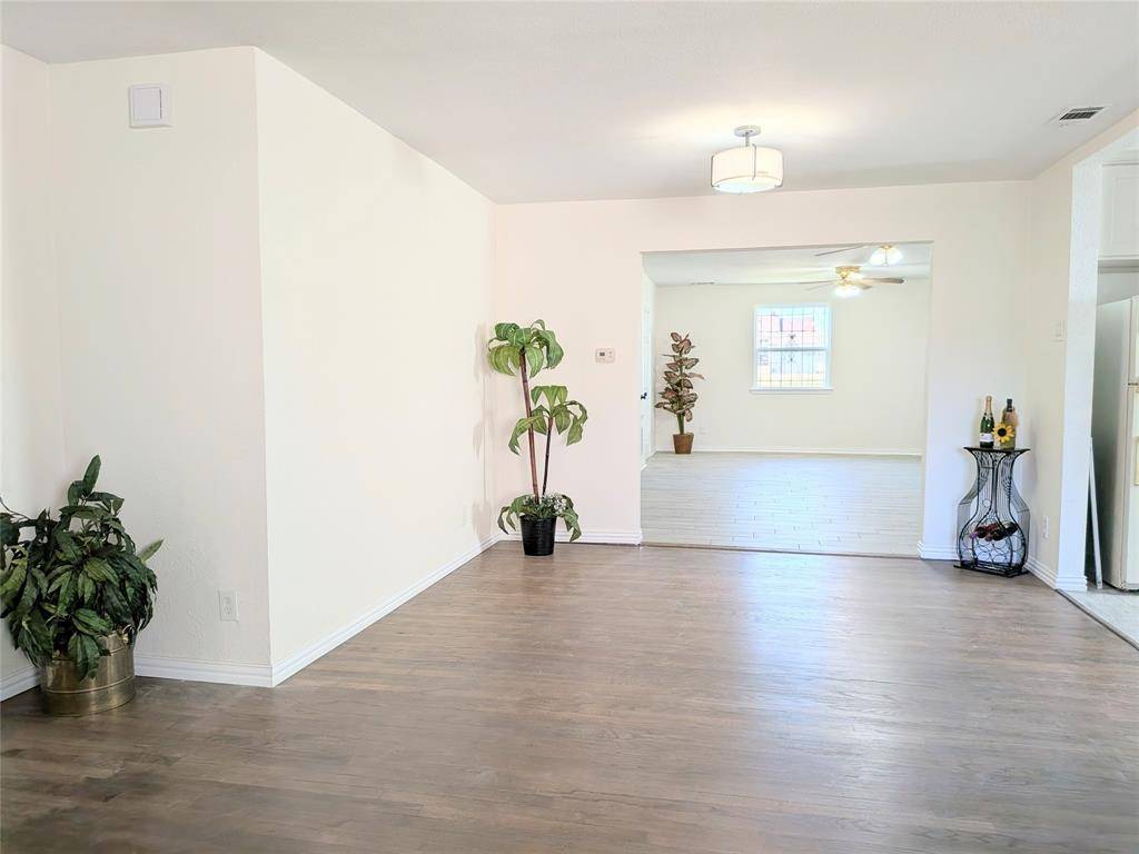 3051 UTAH Avenue, Dallas, TX 75216