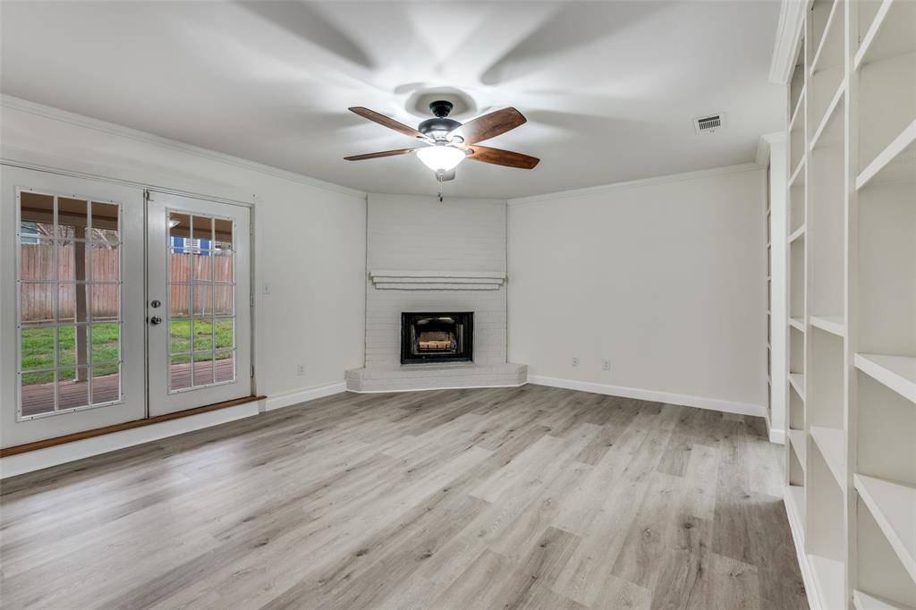 732 Danvers Lane, Mansfield, TX 76063