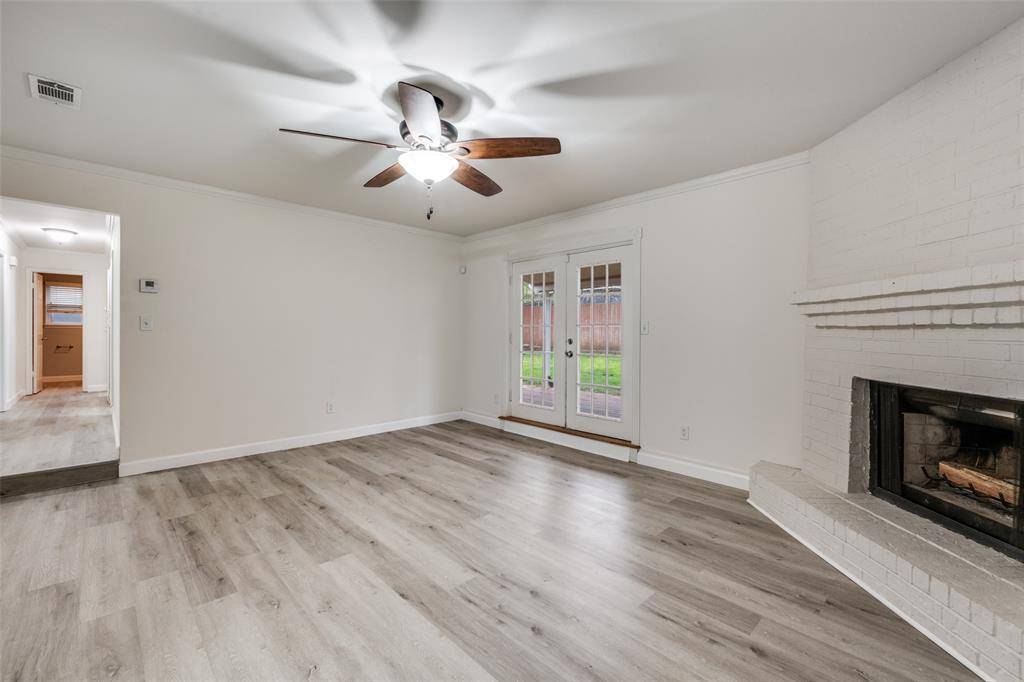 732 Danvers Lane, Mansfield, TX 76063