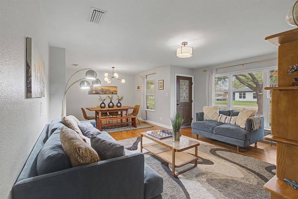 623 Nottingham Drive, Richardson, TX 75080