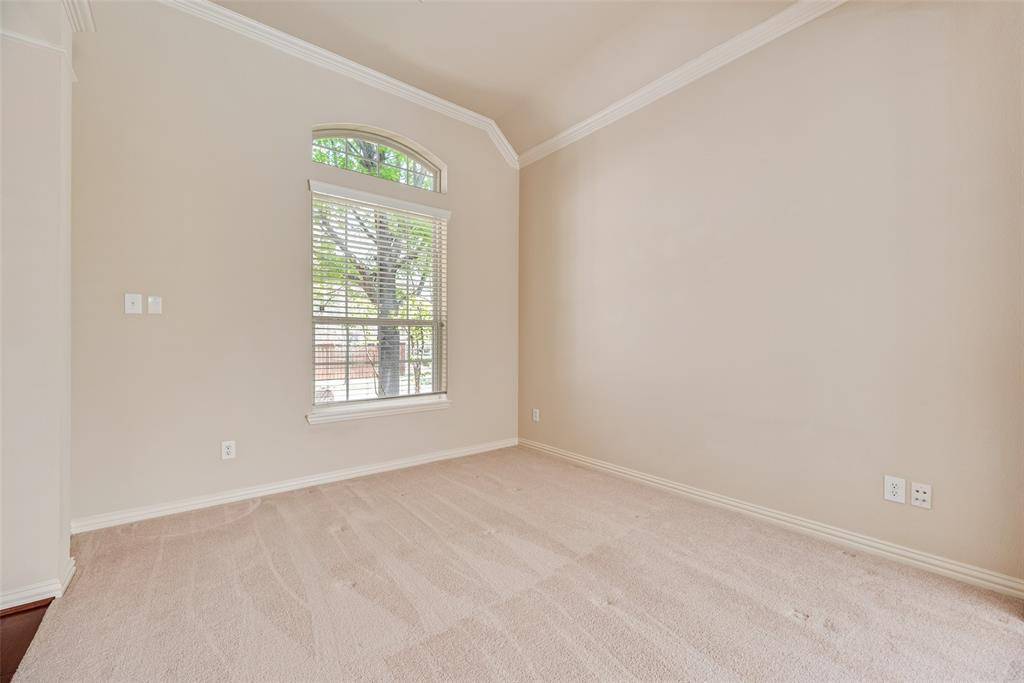 6897 Parker Creek Place, Frisco, TX 75034