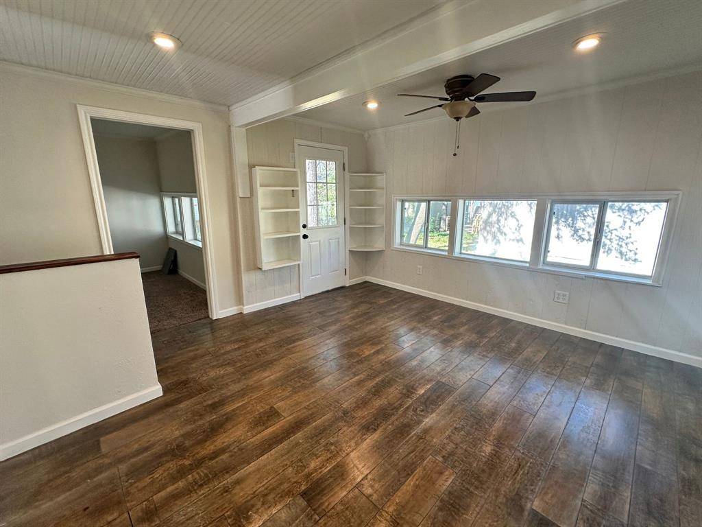 310 Cedar Point Circle, Gordonville, TX 76245