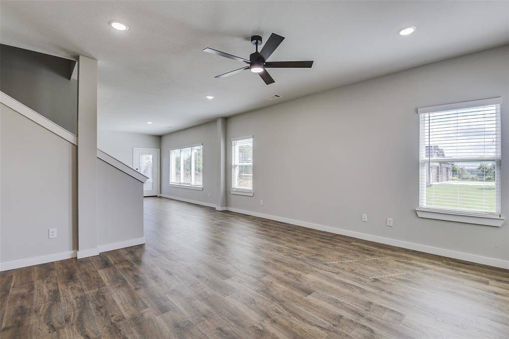 6818 Florence Drive, Midlothian, TX 76065