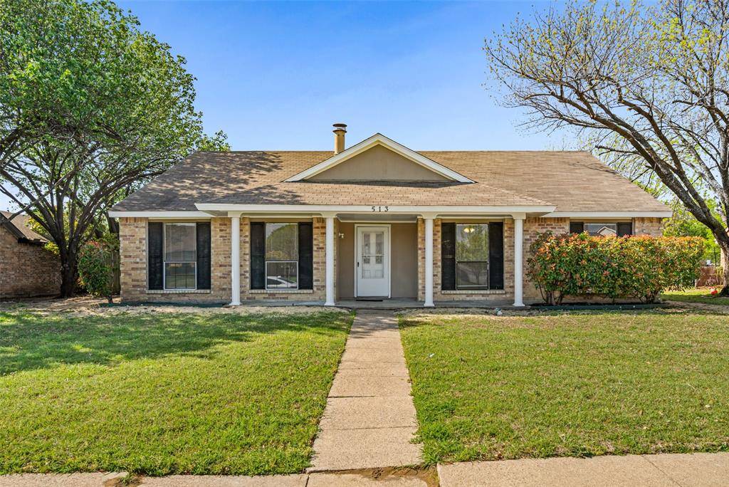 513 Beechwood Drive, Grand Prairie, TX 75052