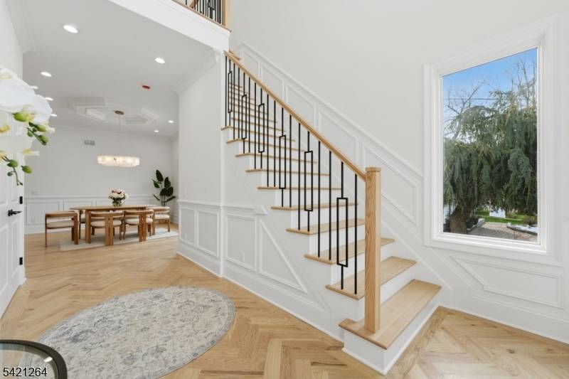 13 Harding Pl, Livingston Twp., NJ 07039