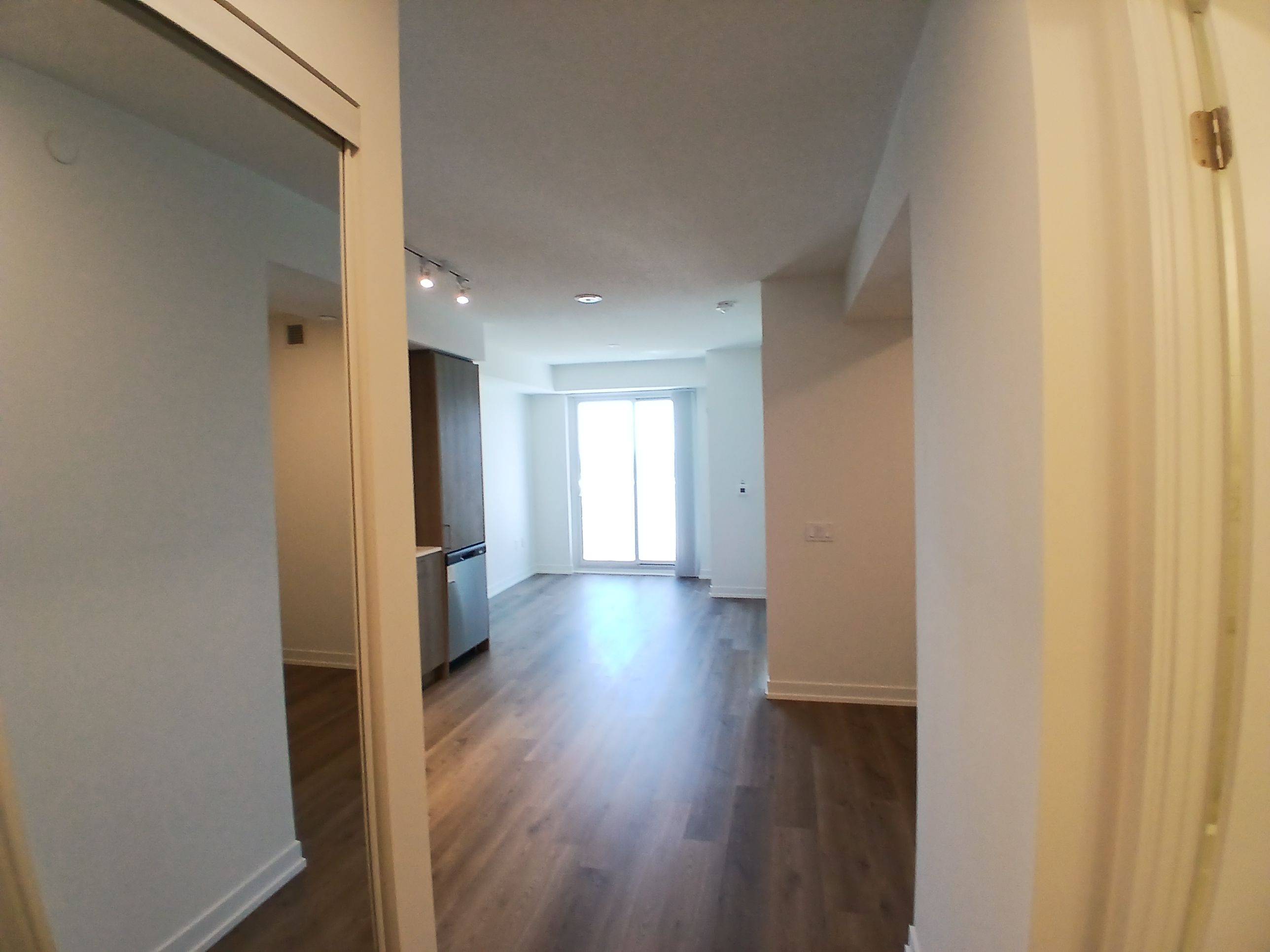 195 Commerce ST #2710, Vaughan, ON L4K 0P9