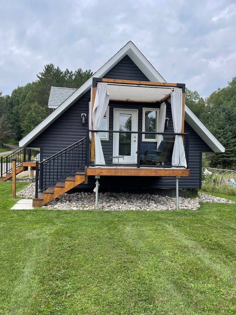 141 Hwy 520 HWY, Armour, ON P0A 1C0