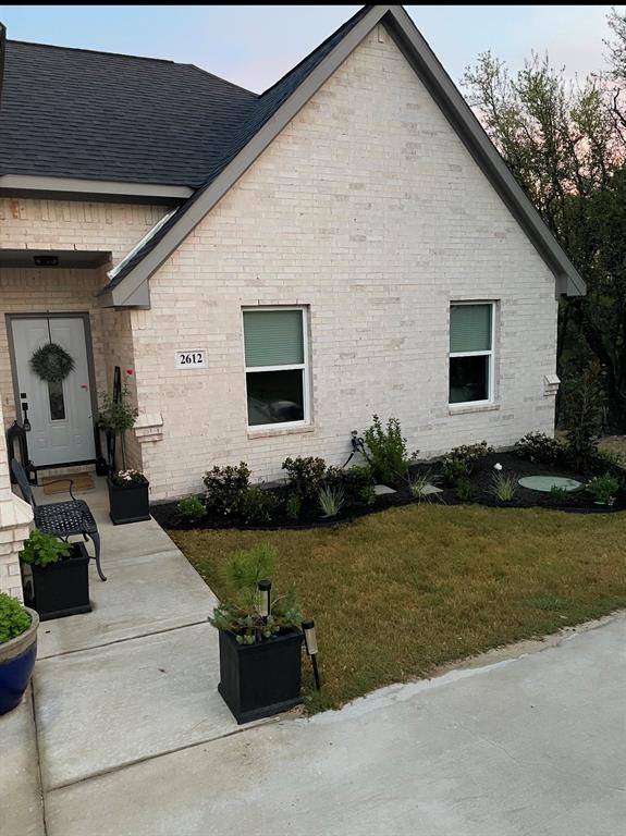 2612 Houston Court, Granbury, TX 76048