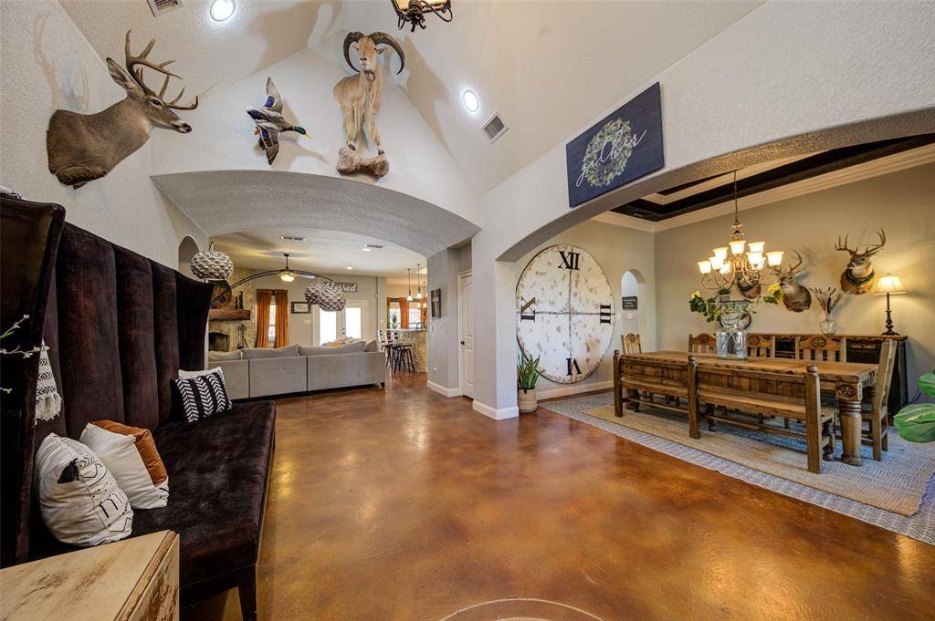 9199 FM 1810, Chico, TX 76431