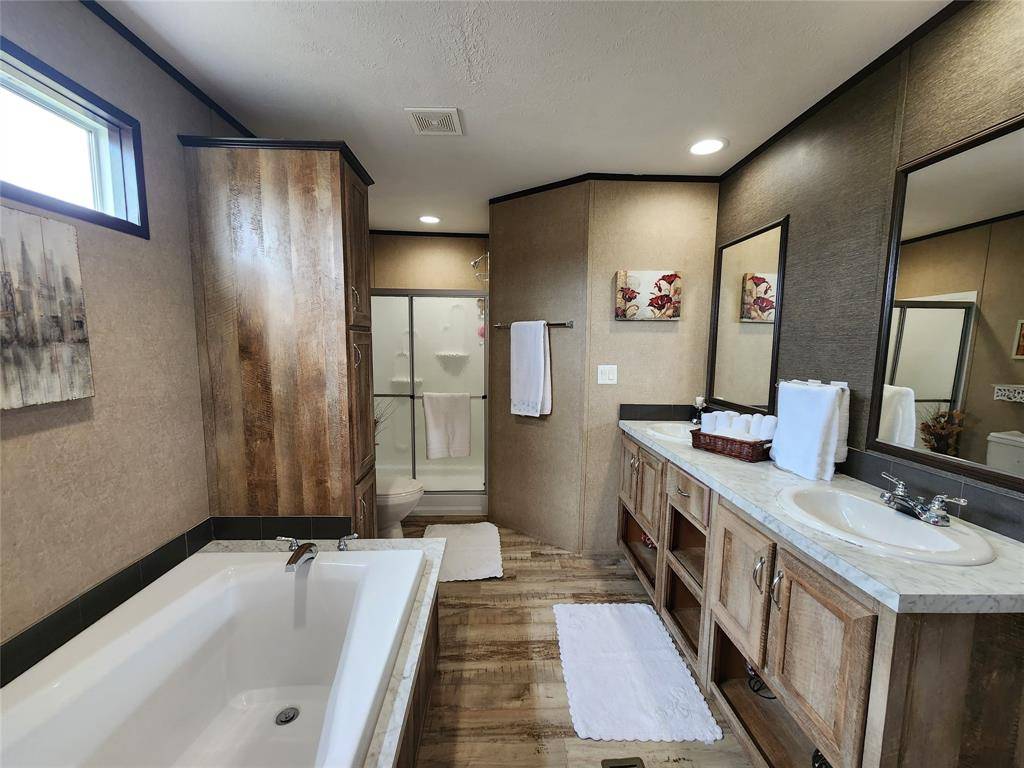 2234 County Road 1056, Celeste, TX 75423