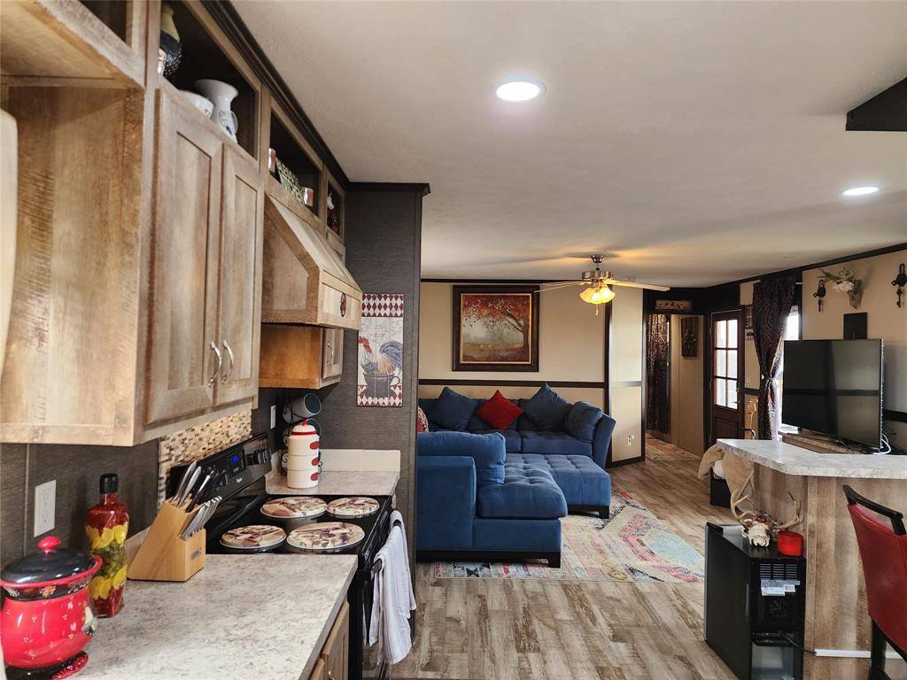 2234 County Road 1056, Celeste, TX 75423