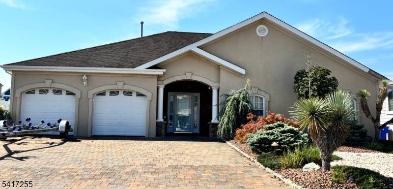 305 Aldo Dr, Toms River Township, NJ 08753