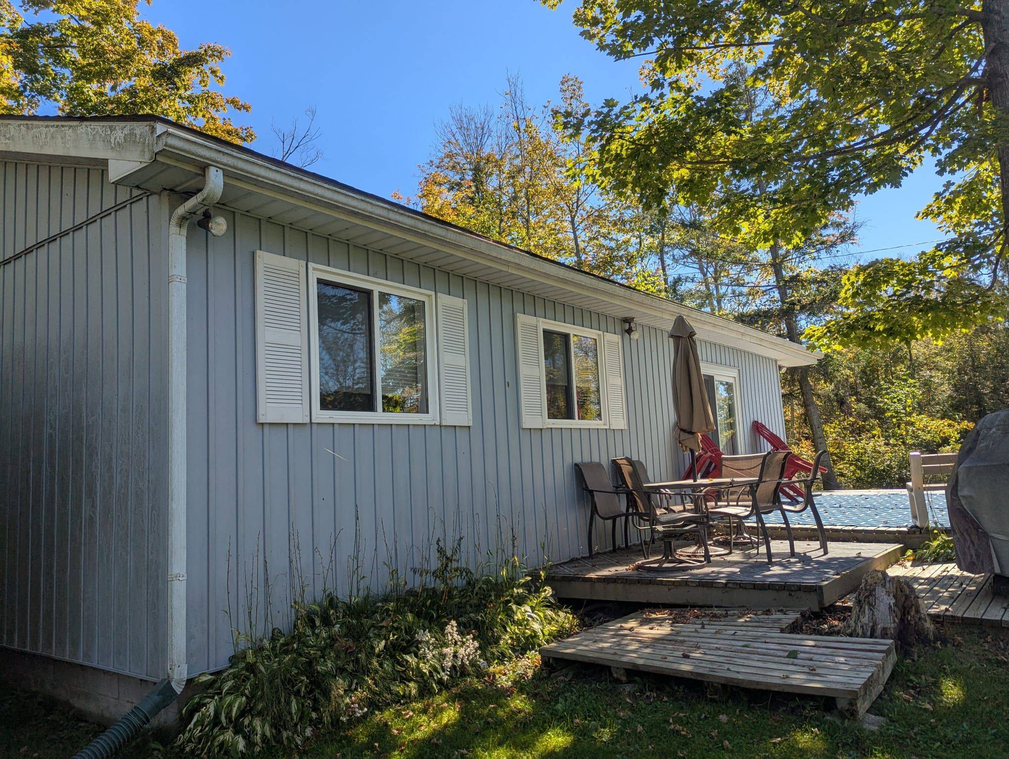 84163 Upper RD, Ashfield-colborne-wawanosh, ON N7A 3X9