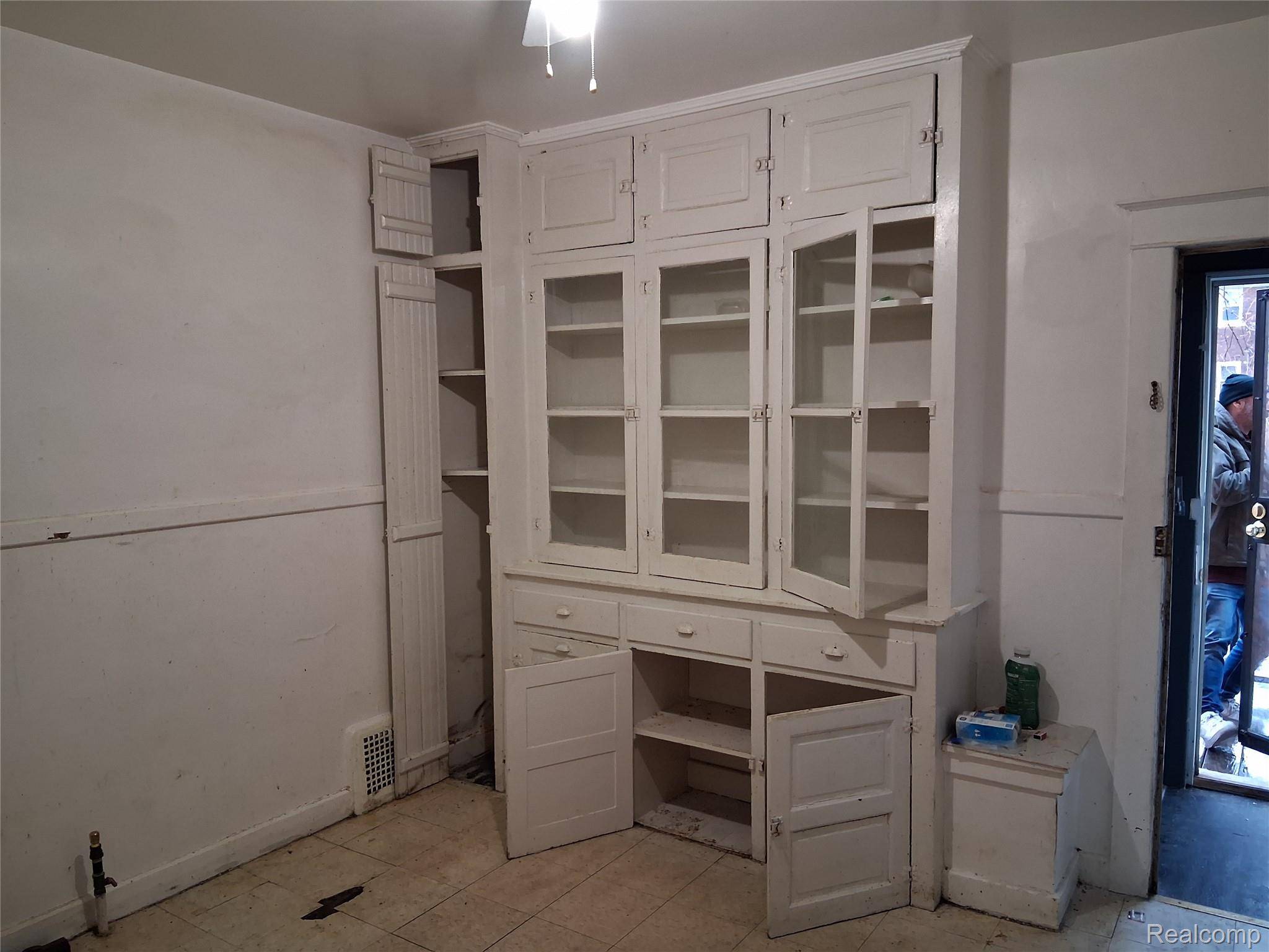 1475-1477 W Euclid ST, Detroit, MI 48206