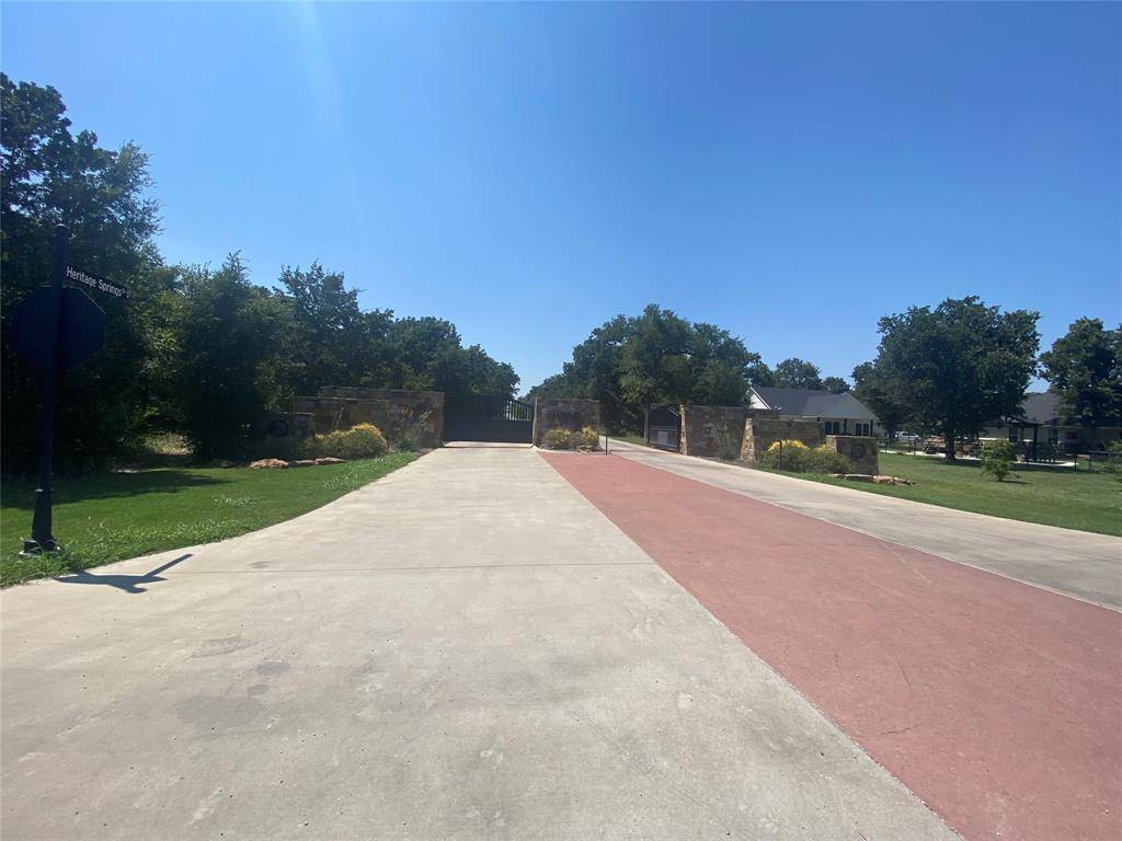 200 Salt Creek Court, Weatherford, TX 76087
