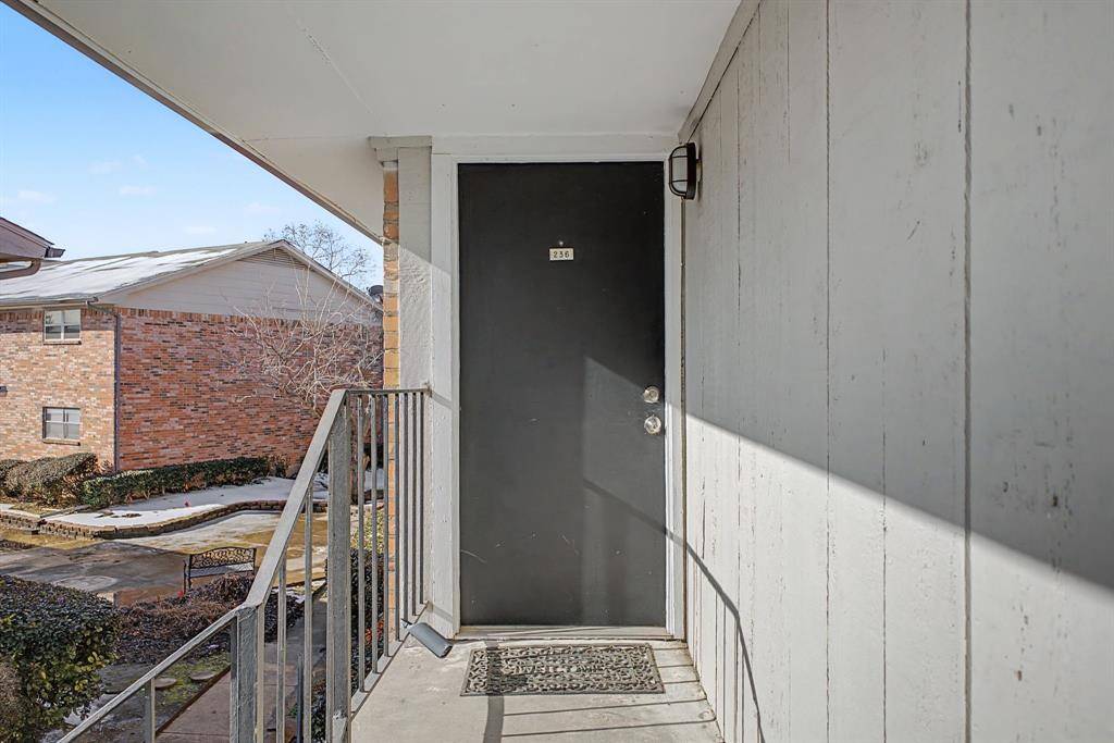 8095 Meadow Road #236, Dallas, TX 75231