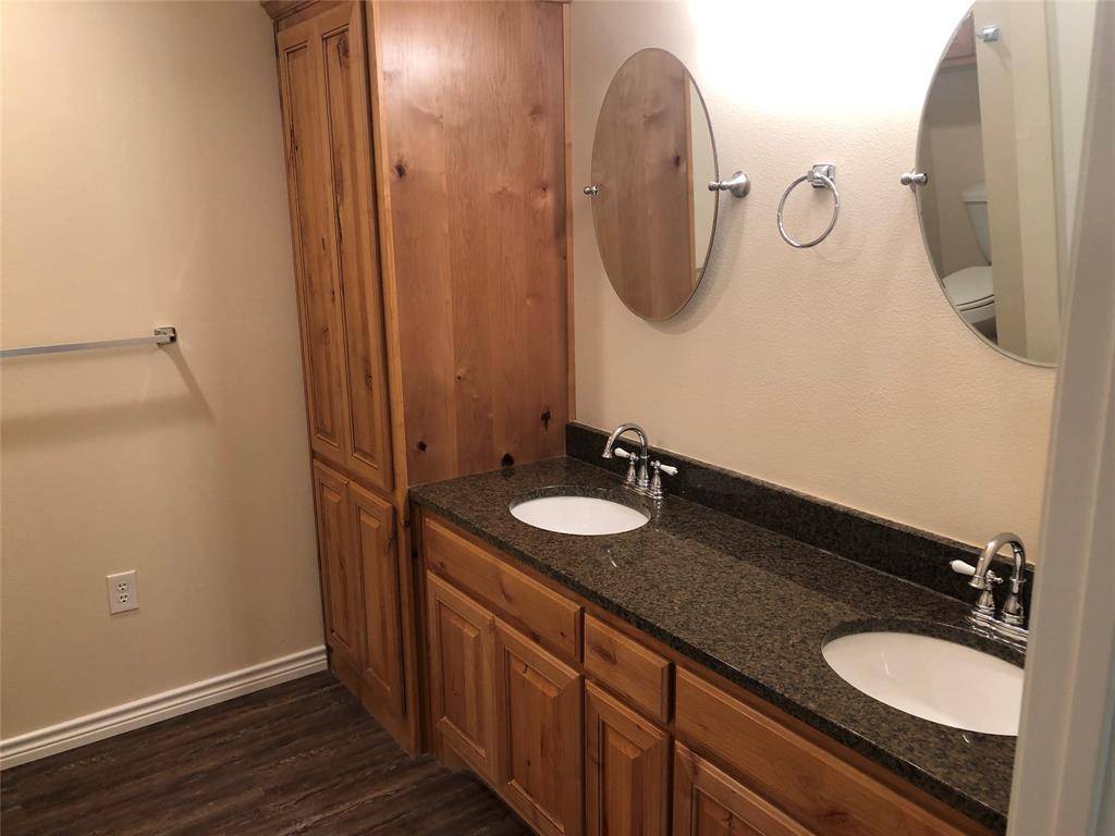 315 Water Street, Whitesboro, TX 76273