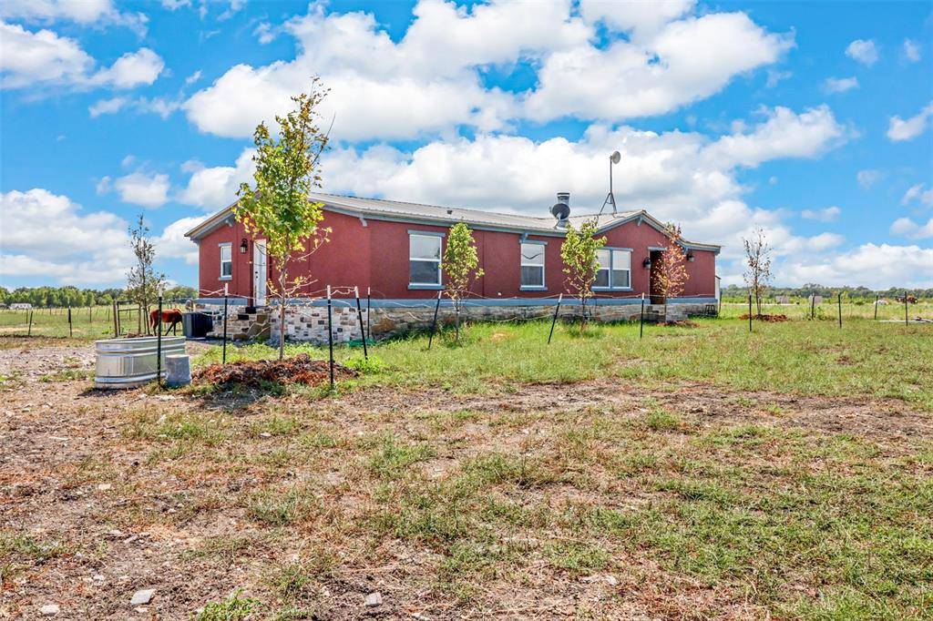 4000 Fm 272, Celeste, TX 75423