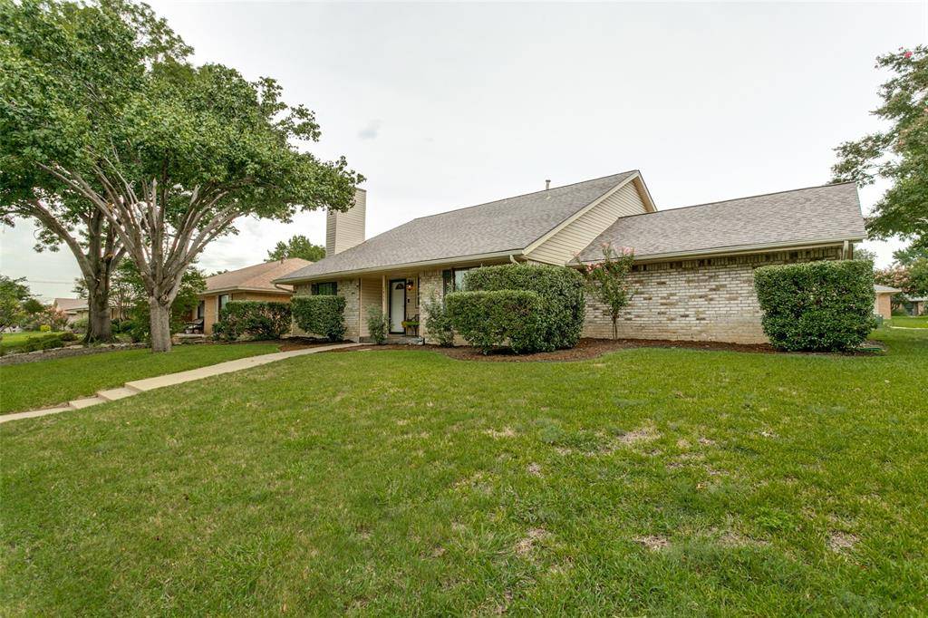 1917 Maxwell Drive, Lewisville, TX 75077