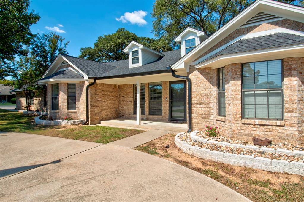 101 Wasco Cove, Gainesville, TX 76240