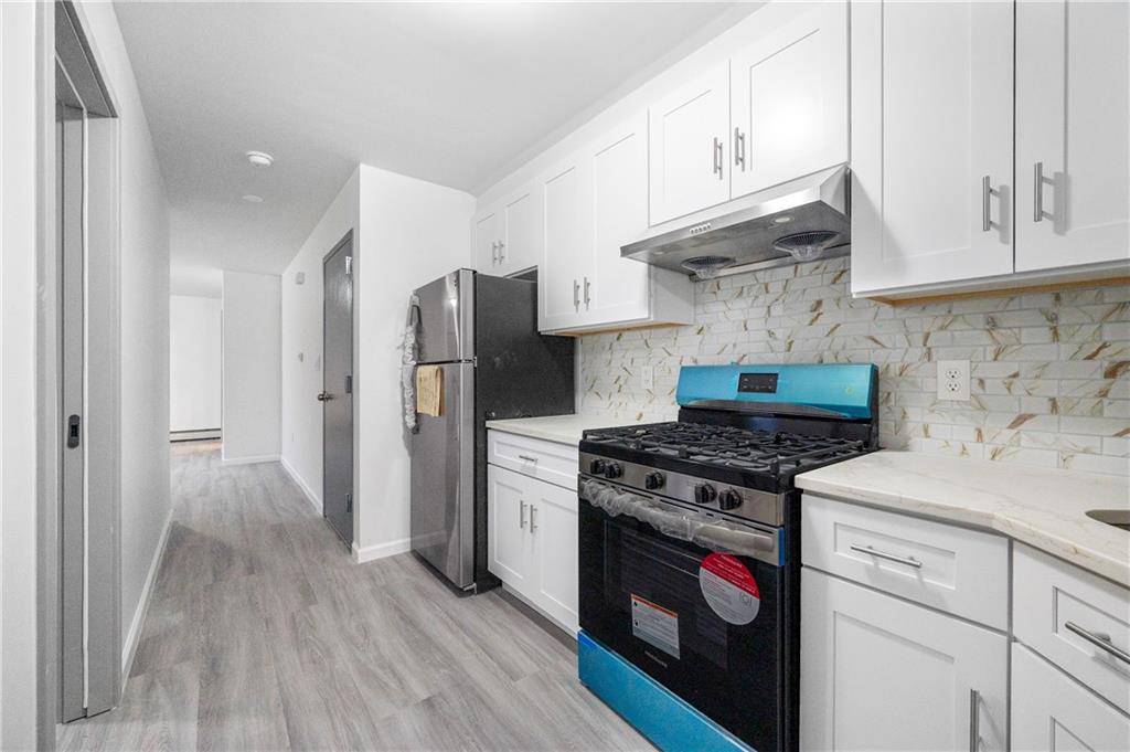 66-17 Clinton AVE, Maspeth, NY 11378