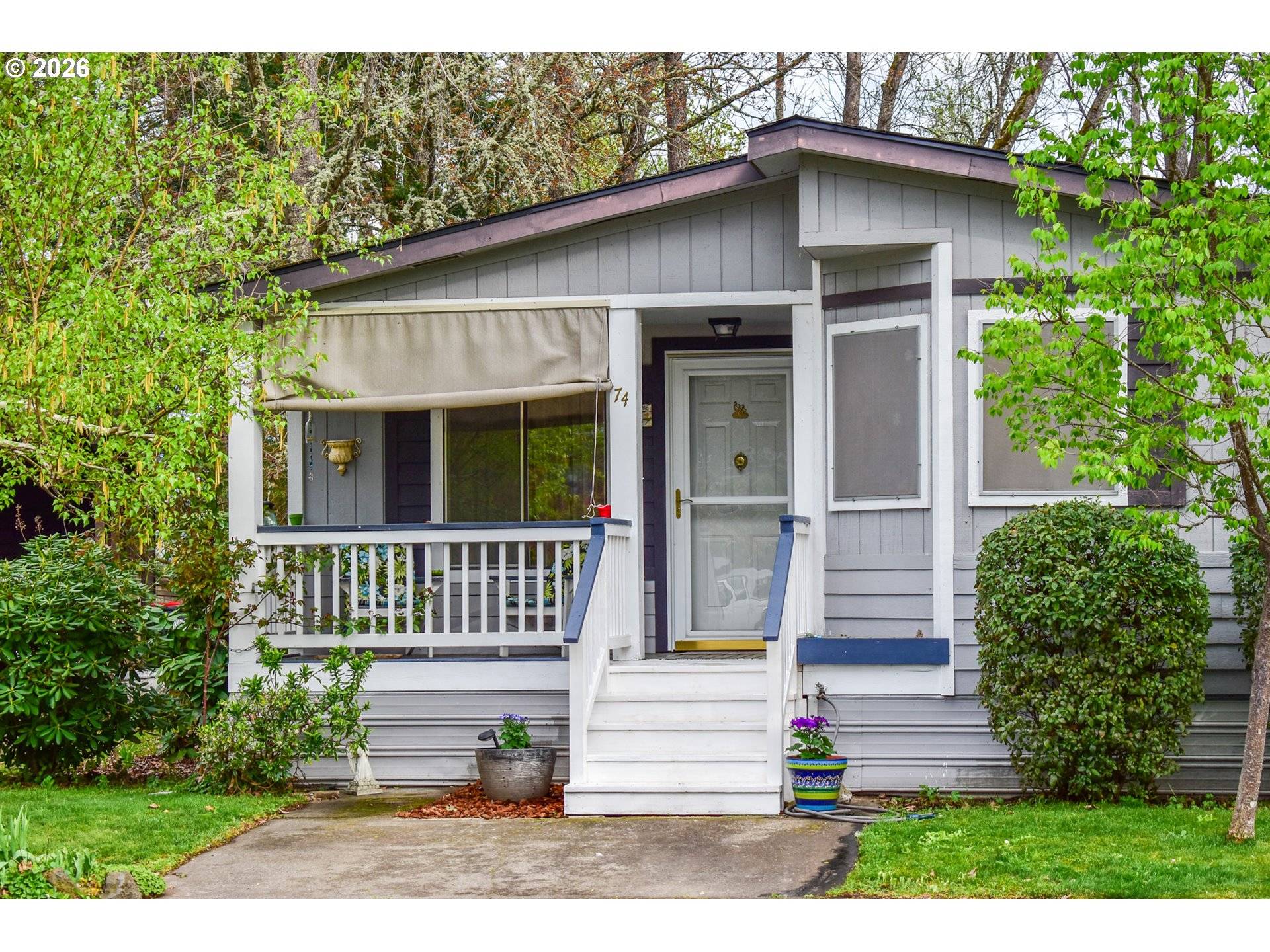 1055 N 5TH ST #74, Jacksonville, OR 97530