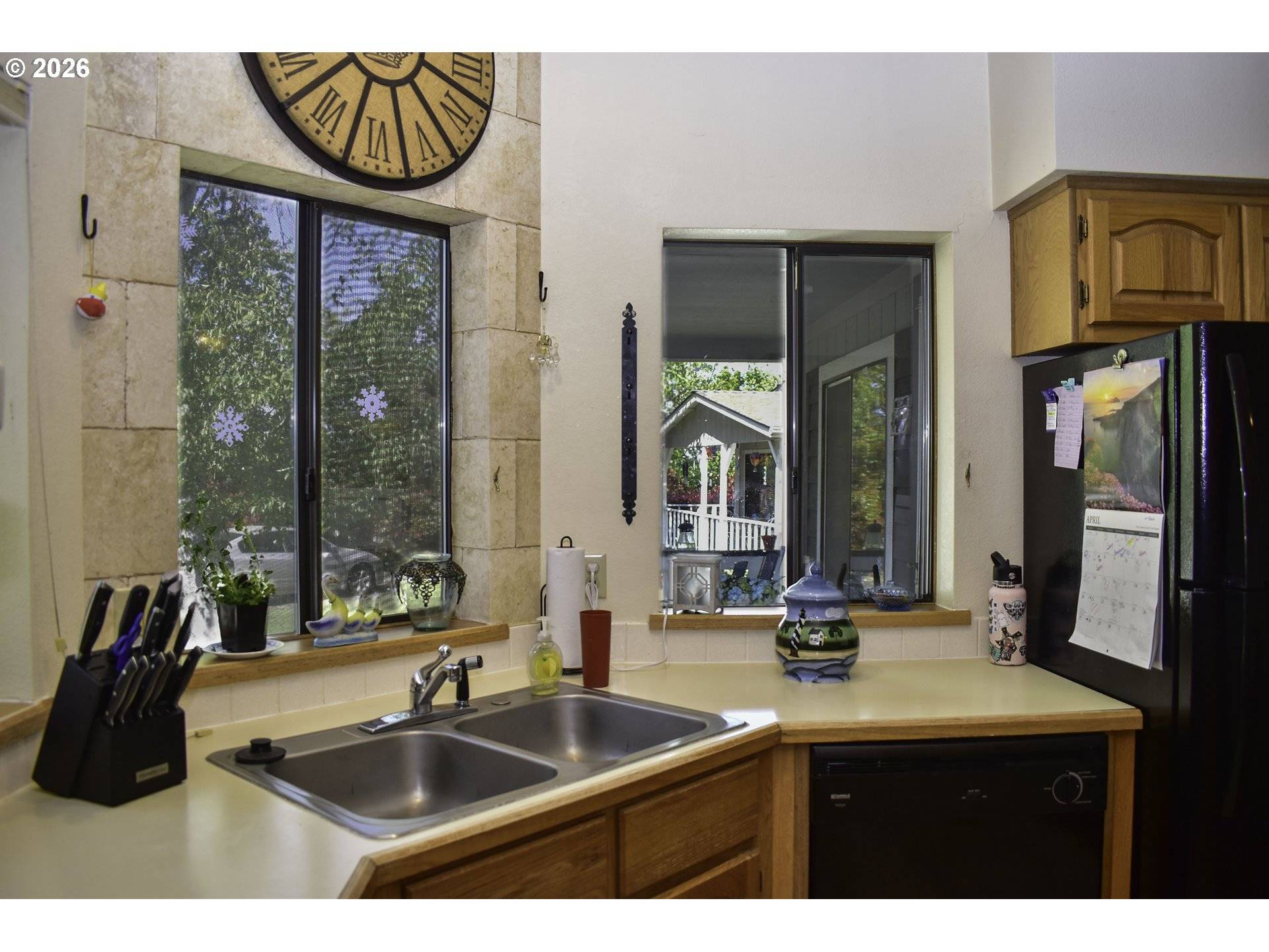 1055 N 5TH ST #74, Jacksonville, OR 97530