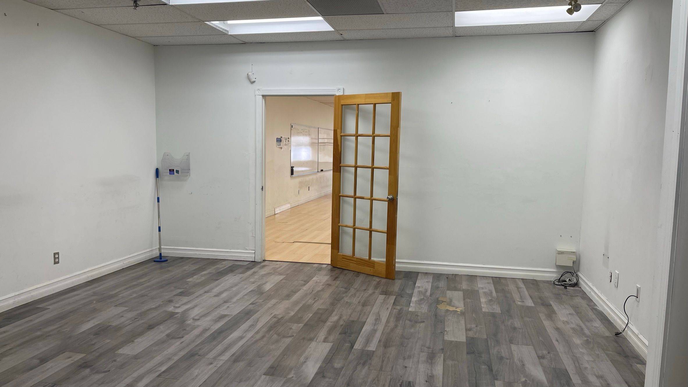 55 Nugget AVE #207, Toronto E07, ON M1S 3L1