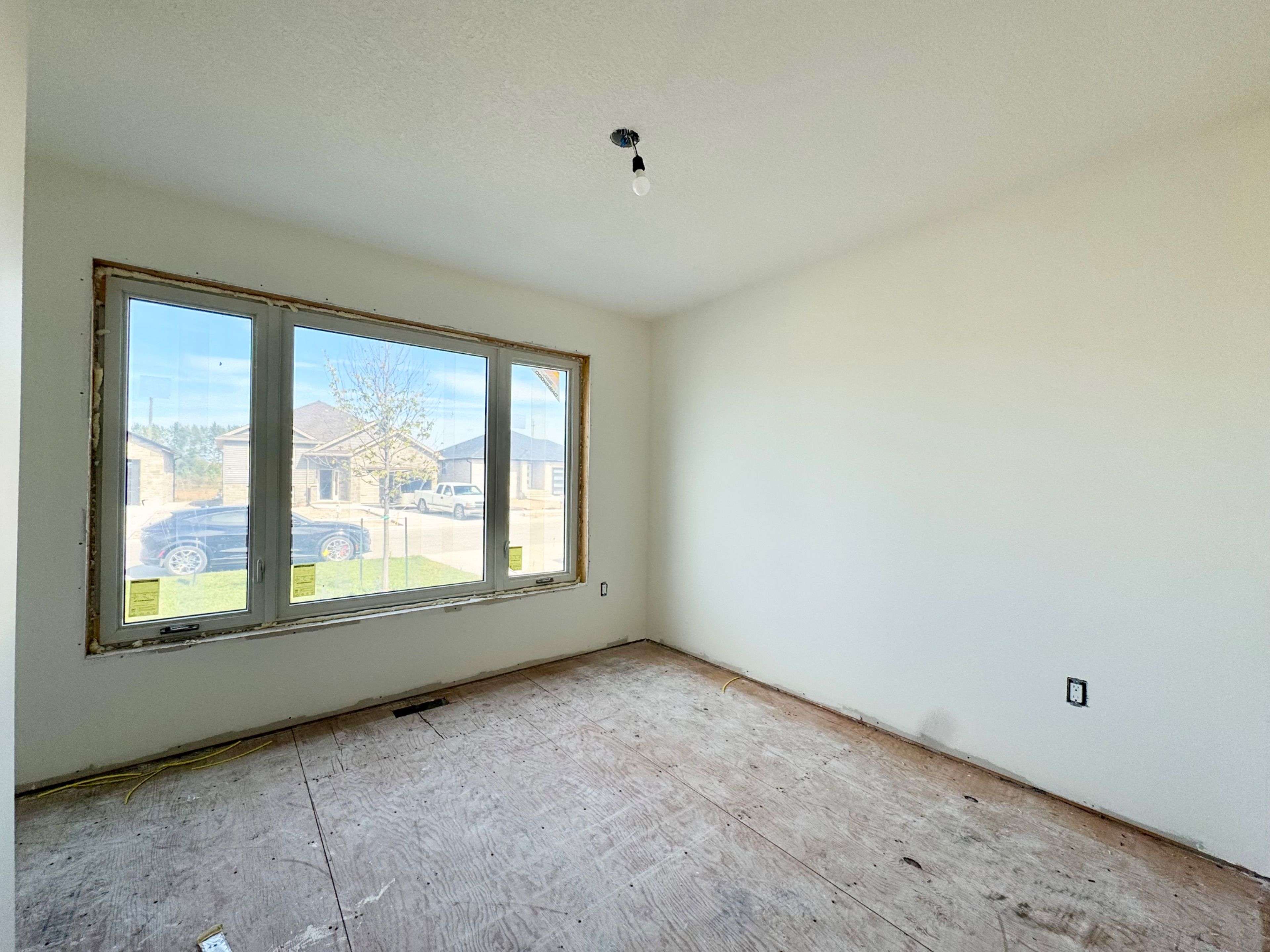 448 BURNSIDE ST, Saugeen Shores, ON N0H 2C3
