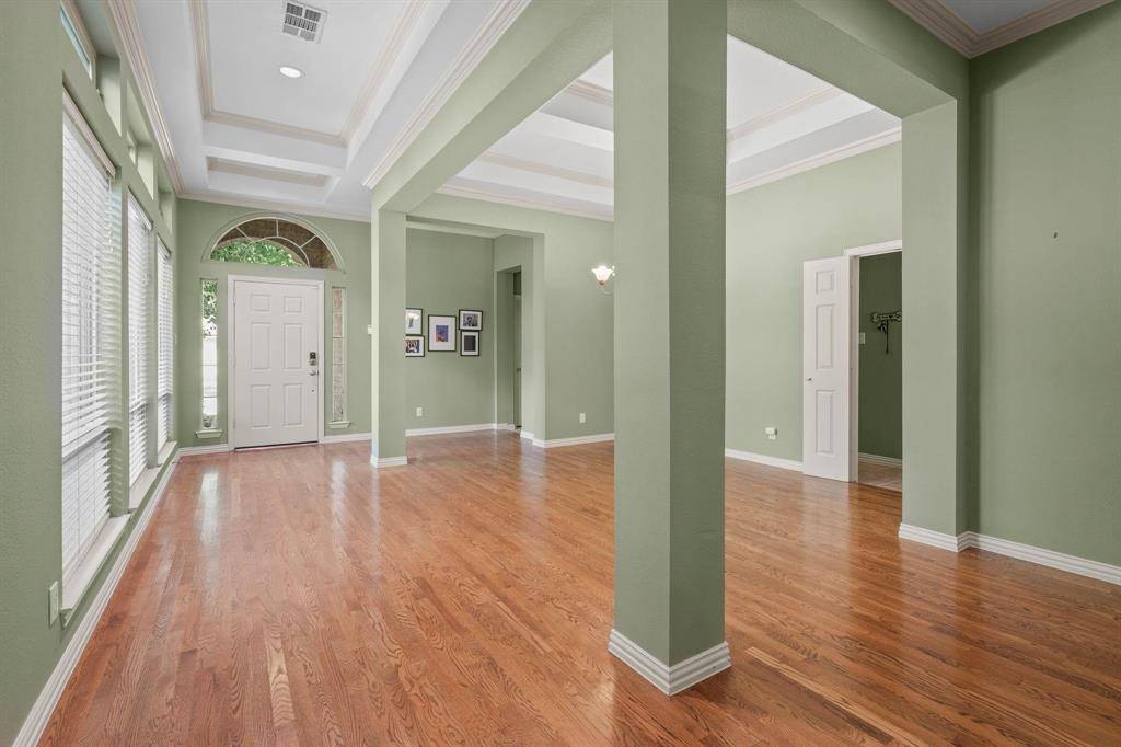 9 Avalon Drive, Trophy Club, TX 76262