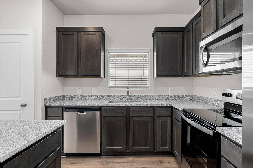 729 Layton Court, Seagoville, TX 75159