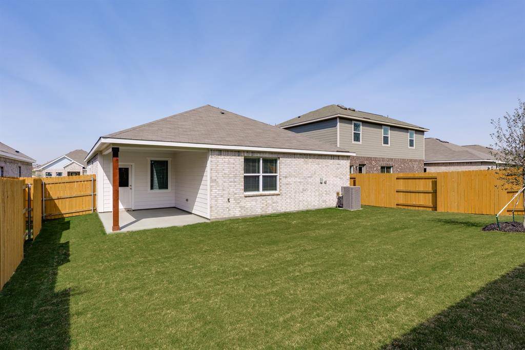 733 Layton Court, Seagoville, TX 75159