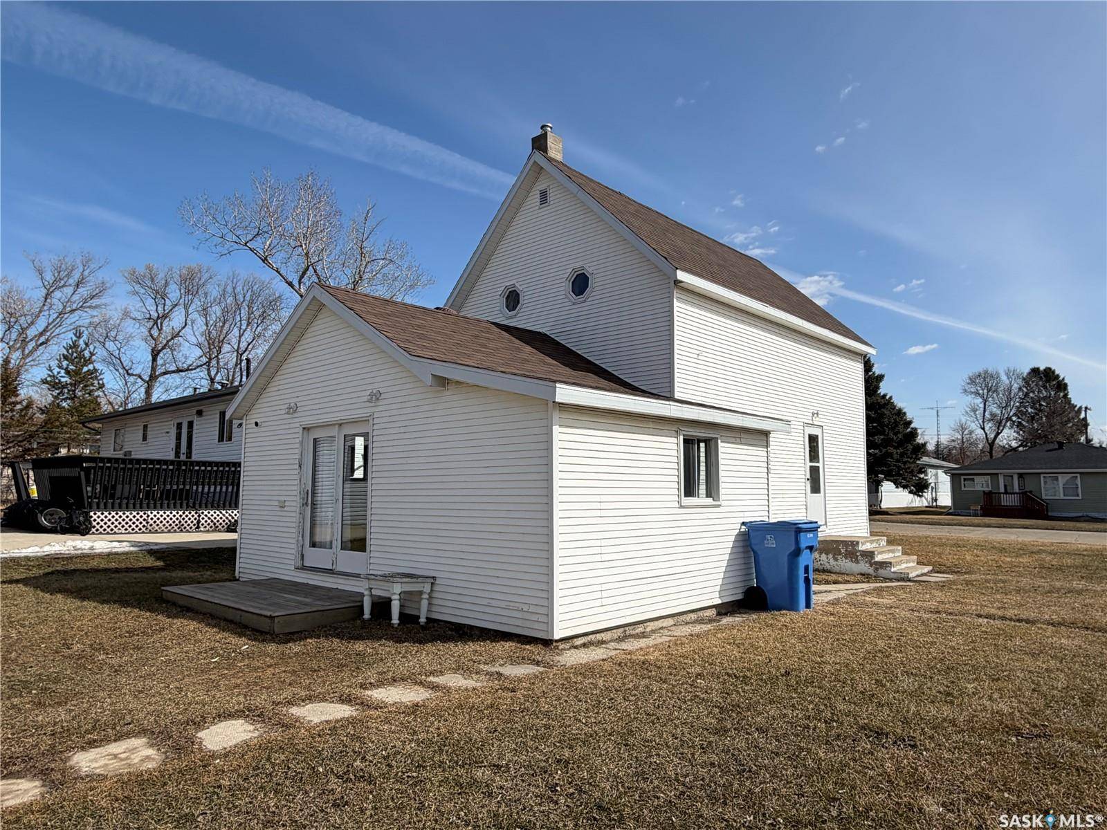 220 4th STREET E, Carnduff, SK S0C 0S0
