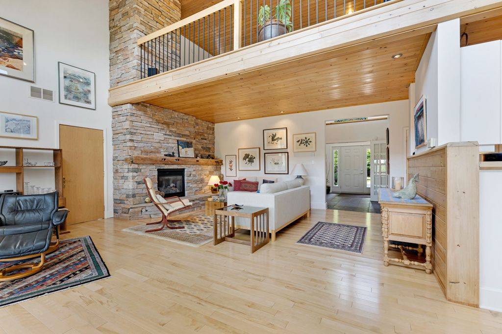 4636 Donnelly DR, Manotick - Kars - Rideau Twp And Area, ON K0G 1N0