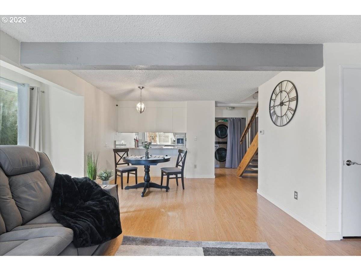 1450 SW BRIDLEWOOD DR #1, Dallas, OR 97338